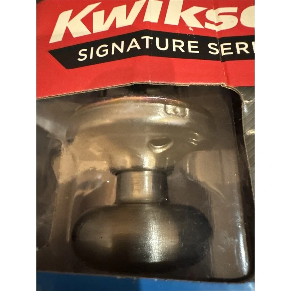 Kwikset Juno Satin Nickel Round Door Knob‎ Bed and Bath Privacy 97300-829